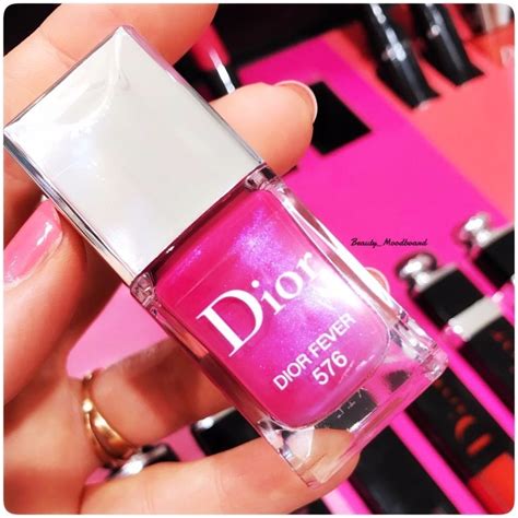 Esmalte de uñas DIOR 